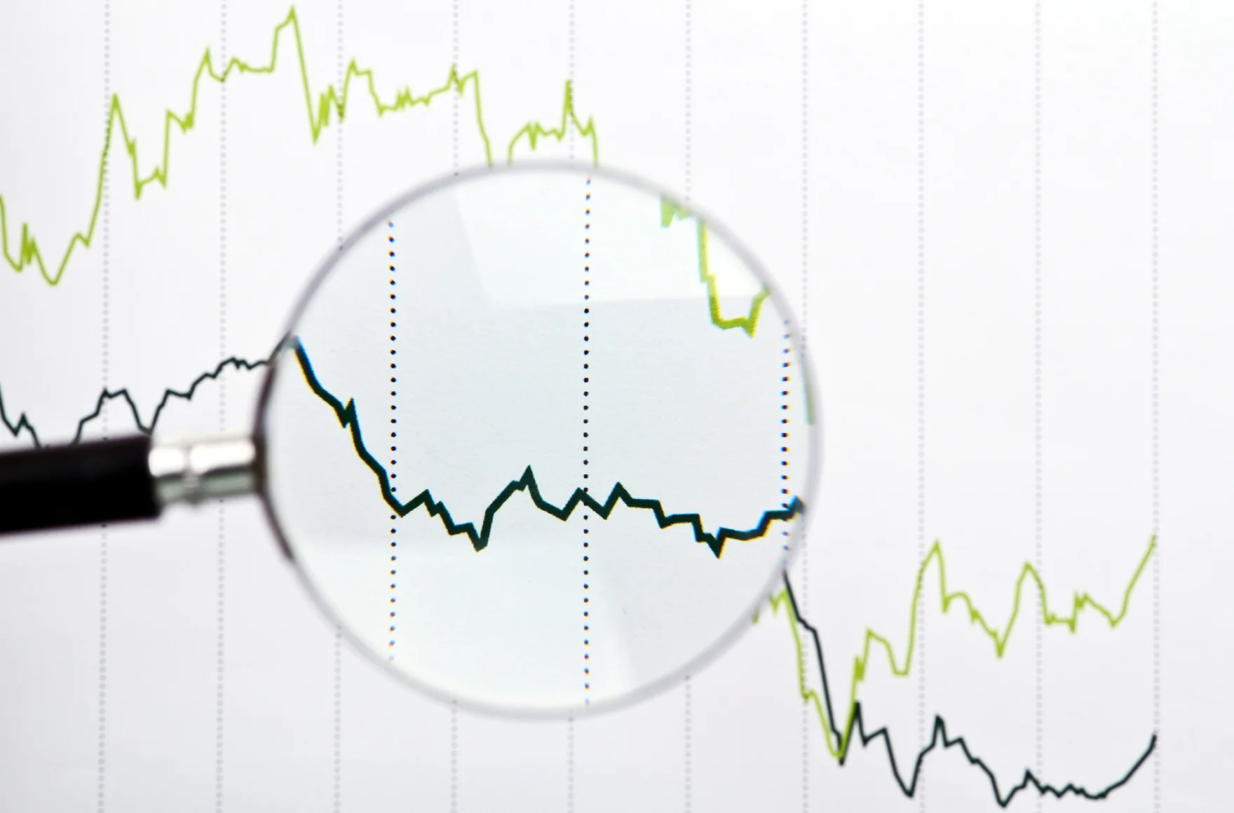 Curves don’t lie: Signals from bond markets