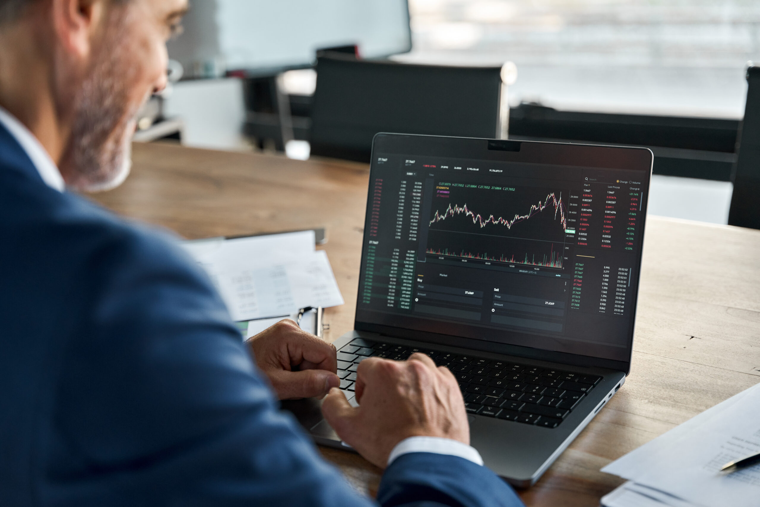 Navigating the Peaks: Bonds vs. Cash in a Monetary Cycle - Pitcher Partners